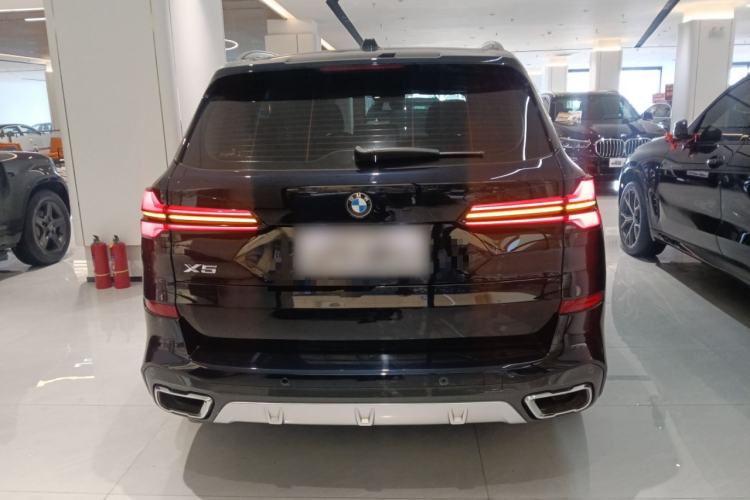 Used BMW X5 2023 xDrive 30Li M Sport Package Rear