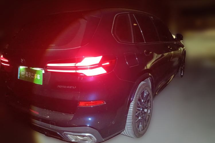 Used BMW X5 2023 xDrive 40Li M Sport Night Edition Package Rear Right 45 Deg