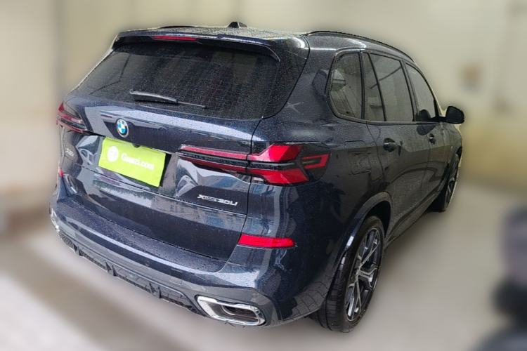 Used BMW X5 2023 xDrive 30Li Luxury M Sport Night Edition Package Rear Right 45 Deg