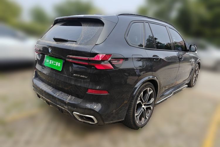 Used BMW X5 2023 xDrive 40Li Luxury Edition M Sport Night Vision Package Rear Right 45 Deg
