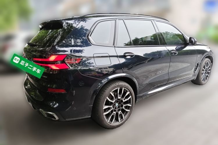 Used BMW X5 2023 xDrive 40Li M Sport Night Edition Package Rear Right 45 Deg