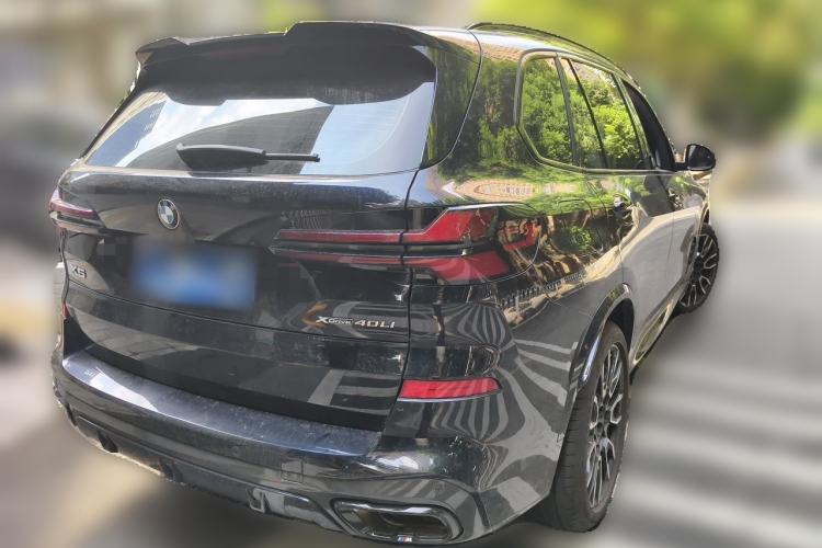 Used BMW X5 2023 xDrive 40Li M Sport Package Rear Right 45 Deg