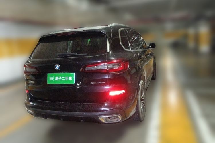 Used BMW X5 2023 xDrive 30Li M Sport Package Rear Right 45 Deg
