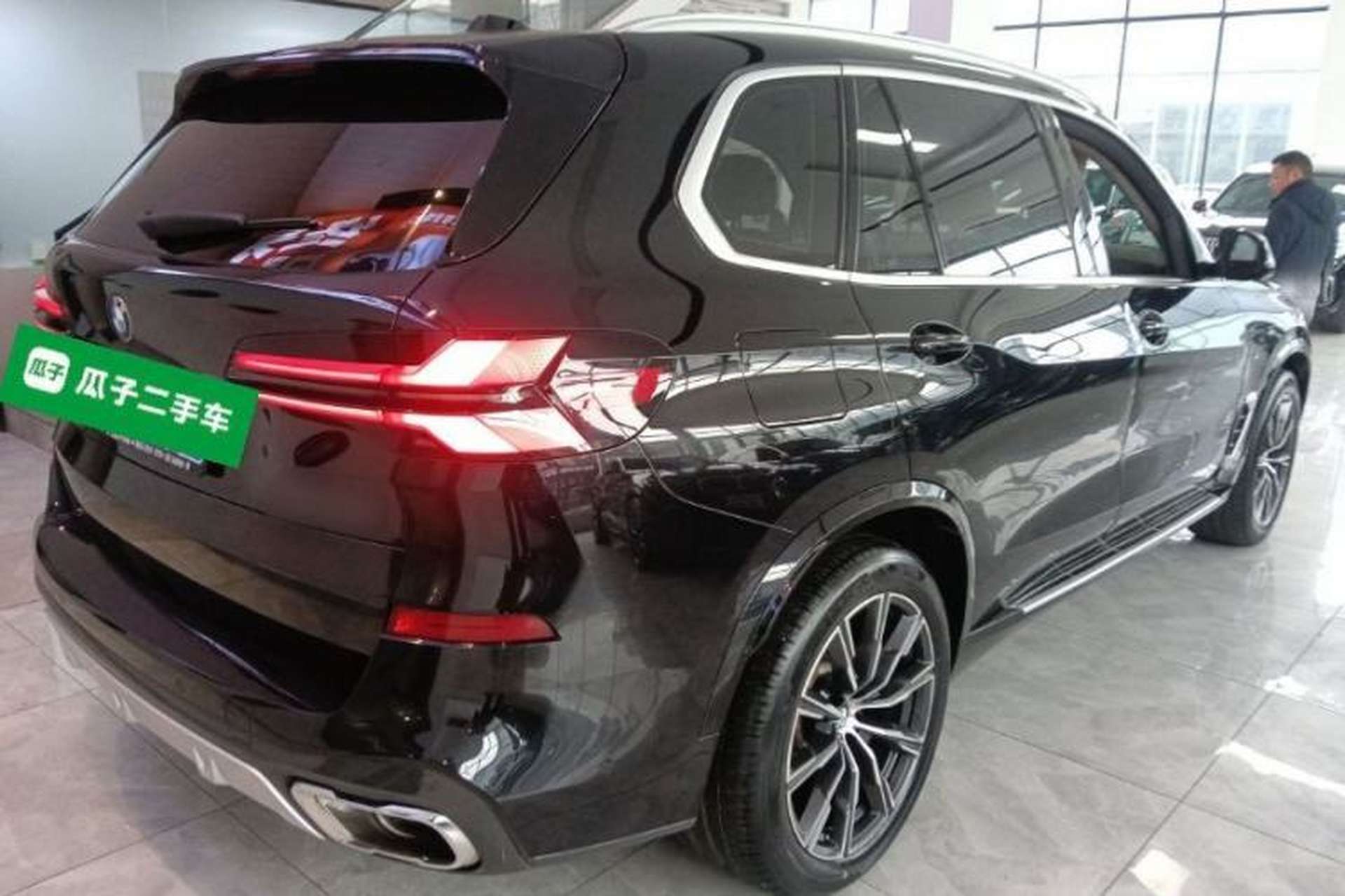 Used BMW X5 2023 xDrive 30Li M Sport Package Rear Right 45 Deg