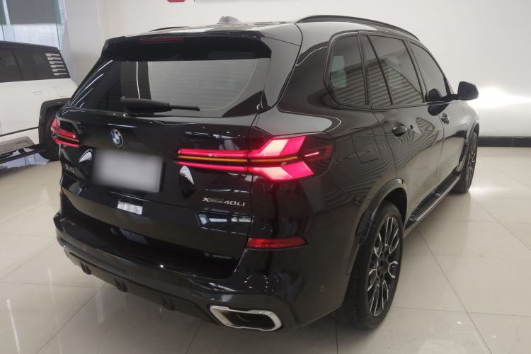 Used BMW X5 2023 xDrive 40Li M Sport Night Edition Package Rear Right 45 Deg
