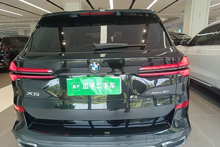 Used BMW X5 2023 xDrive 30Li Luxury M Sport Package Rear
