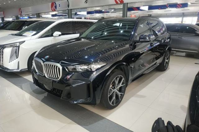Used BMW X5 2023 xDrive 30Li Luxury M Sport Night Edition Package
