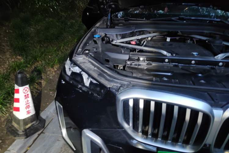 Used BMW X5 2023 xDrive 30Li Luxury M Sport Package Right Front Headlight