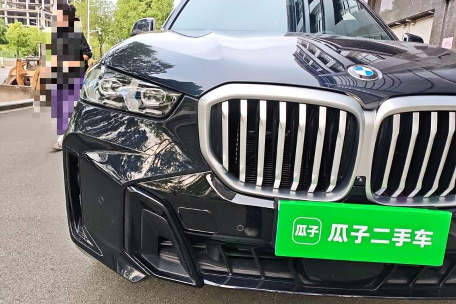Used BMW X5 2023 xDrive 40Li Luxury Edition M Sport Night Vision Package Right Front Headlight