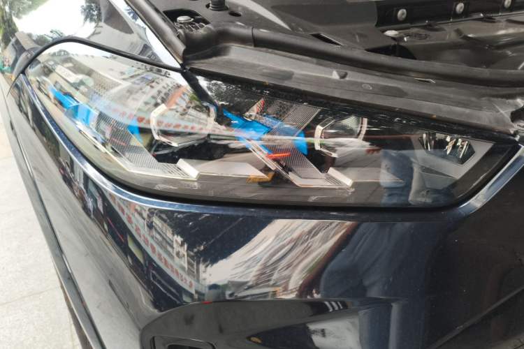 Used BMW X5 2023 xDrive 40Li M Sport Package Right Front Headlight