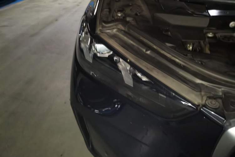 Used BMW X5 2023 xDrive 30Li Luxury M Sport Package Right Front Headlight