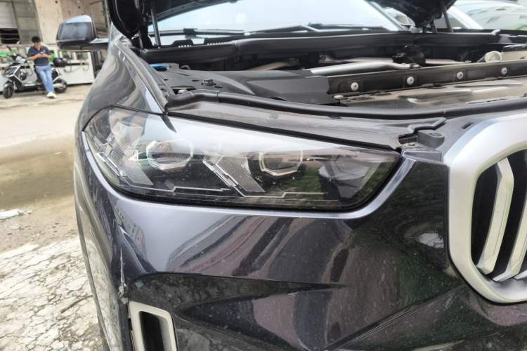 Used BMW X5 2023 xDrive 30Li M Sport Package Right Front Headlight