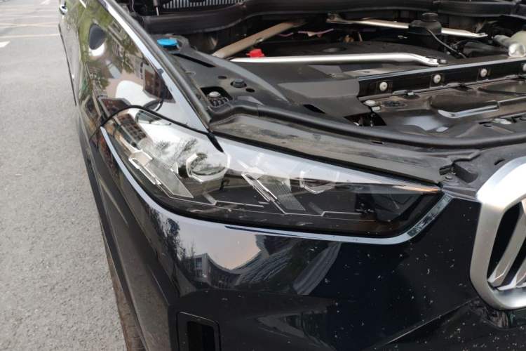 Used BMW X5 2023 xDrive 30Li Luxury M Sport Night Edition Package Right Front Headlight