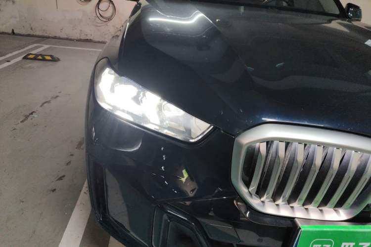 Used BMW X5 2023 xDrive 30Li Luxury M Sport Night Edition Package Right Front Headlight