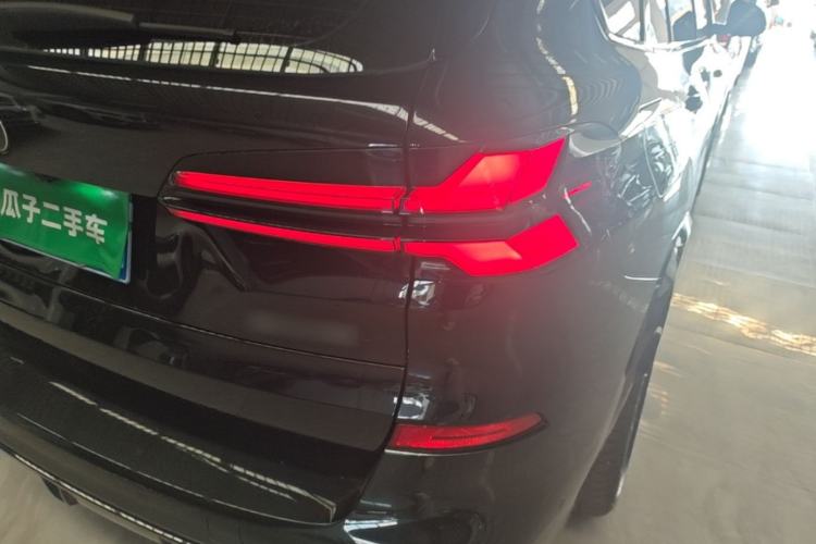 Used BMW X5 2023 xDrive 30Li Luxury M Sport Night Edition Package Right Rear Taillight