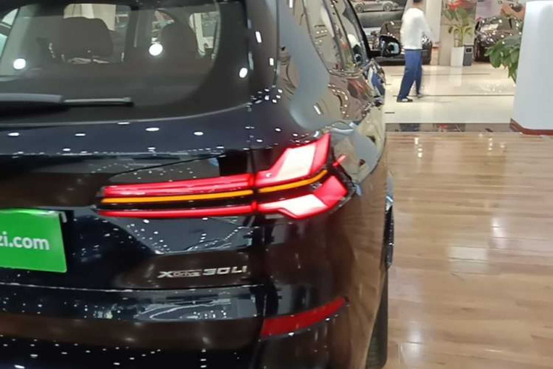 Used BMW X5 2023 xDrive 30Li Luxury M Sport Night Edition Package Right Rear Taillight