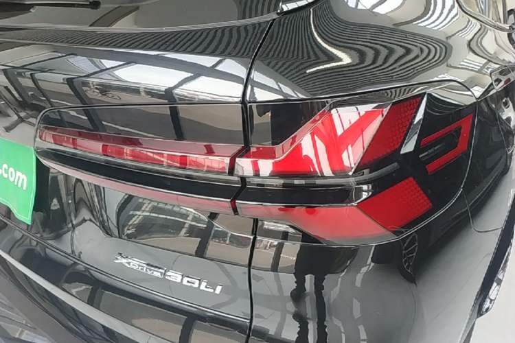 Used BMW X5 2023 xDrive 30Li Luxury M Sport Night Edition Package Right Rear Taillight