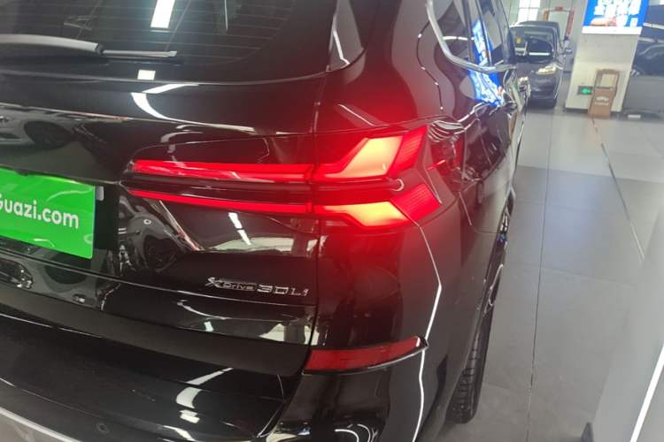 Used BMW X5 2023 xDrive 30Li Luxury M Sport Package Right Rear Taillight