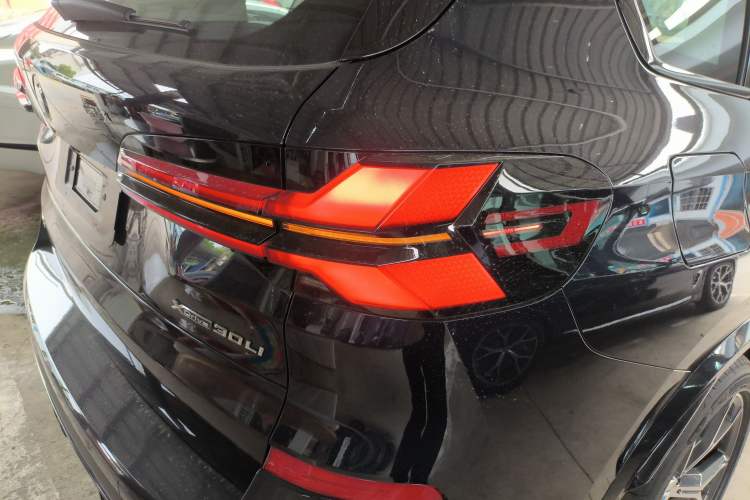 Used BMW X5 2023 xDrive 30Li Luxury M Sport Night Edition Package Right Rear Taillight
