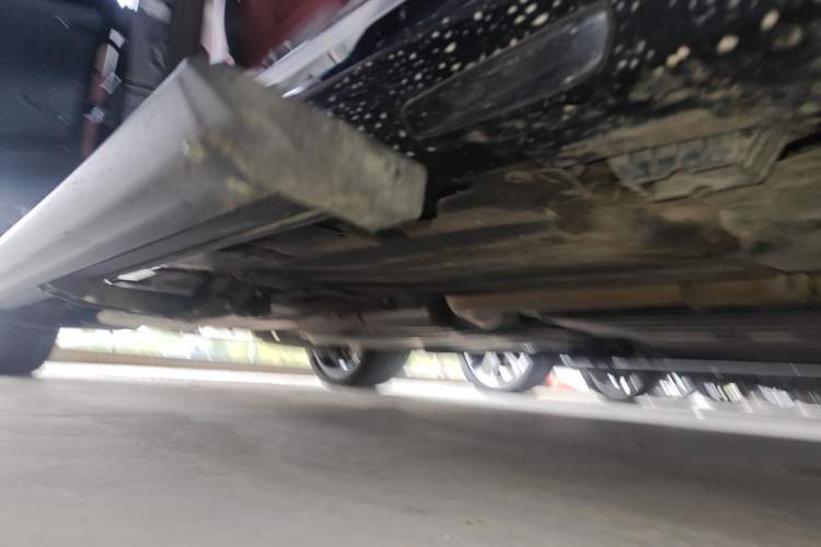 Used BMW X5 2023 xDrive 30Li Luxury M Sport Package Right Side Sill