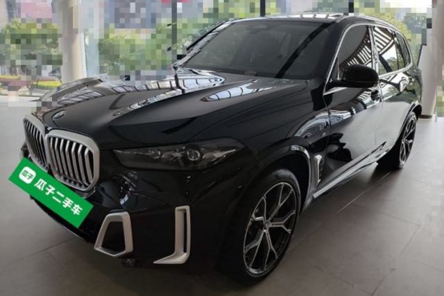 Used BMW X5 2023 xDrive 30Li Luxury M Sport Package