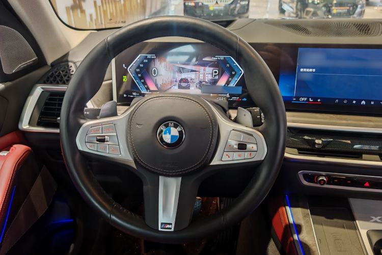 Used BMW X5 2023 xDrive 30Li Luxury M Sport Night Edition Package Steering Wheel