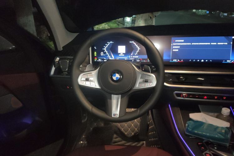 Used BMW X5 2023 xDrive 30Li M Sport Package Steering Wheel