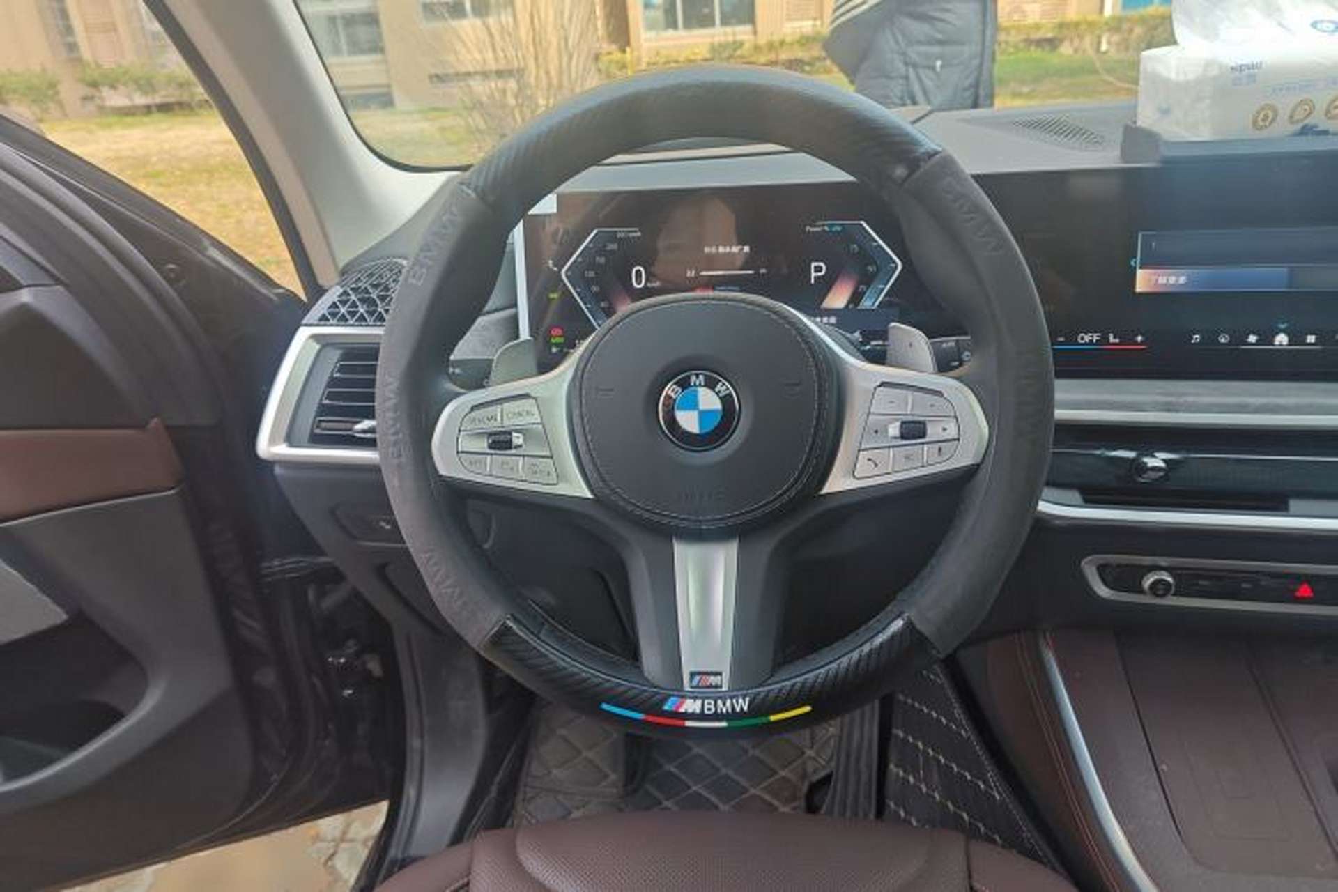 Used BMW X5 2023 xDrive 30Li Luxury M Sport Night Edition Package Steering Wheel