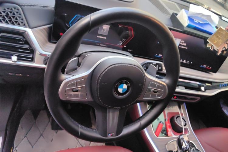 Used BMW X5 2023 xDrive 40Li Luxury Edition M Sport Night Vision Package Steering Wheel