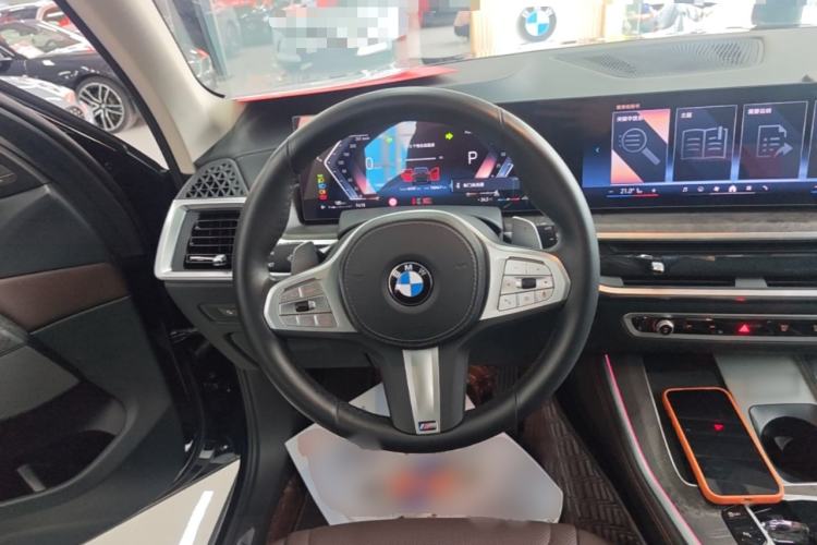 Used BMW X5 2023 xDrive 30Li M Sport Package Steering Wheel