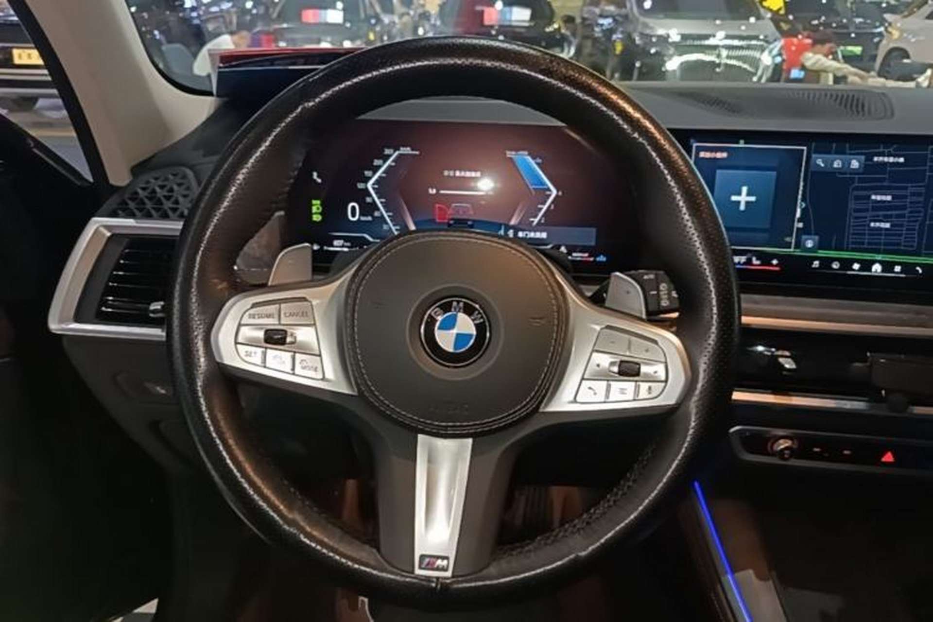 Used BMW X5 2023 xDrive 30Li Luxury M Sport Night Edition Package Steering Wheel