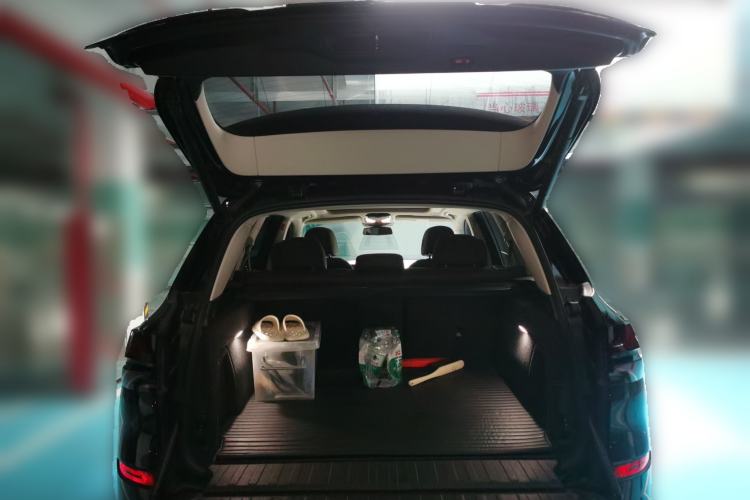 Used BMW X5 2023 xDrive 30Li Luxury M Sport Night Edition Package Trunk
