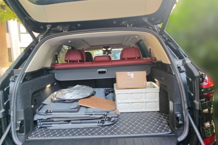 Used BMW X5 2023 xDrive 30Li Luxury M Sport Night Edition Package Trunk