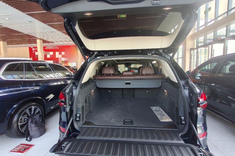 Used BMW X5 2023 xDrive 30Li Luxury M Sport Night Edition Package Trunk