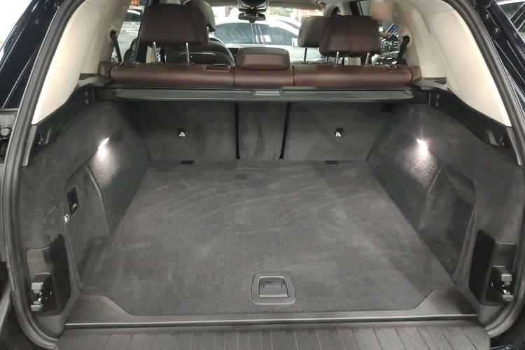 Used BMW X5 2023 xDrive 30Li Luxury M Sport Night Edition Package Trunk