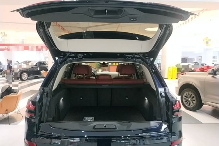 Used BMW X5 2023 xDrive 30Li Luxury M Sport Night Edition Package Trunk