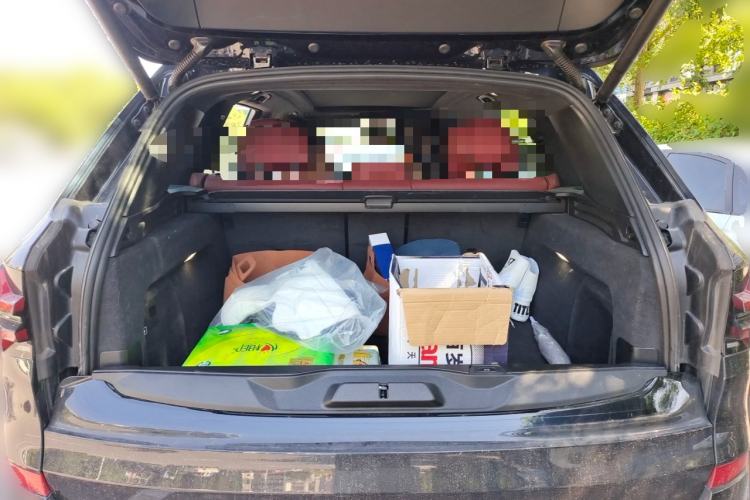 Used BMW X5 2023 xDrive 40Li M Sport Night Edition Package Trunk