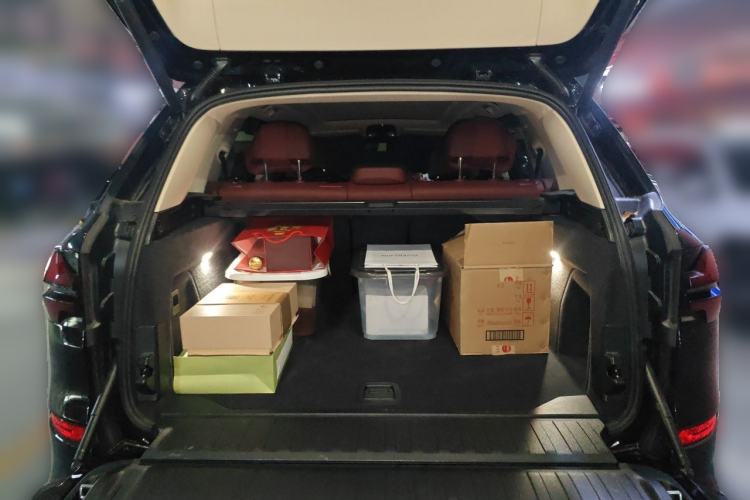 Used BMW X5 2023 xDrive 30Li Luxury M Sport Night Edition Package Trunk
