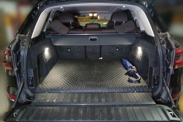 Used BMW X5 2023 xDrive 30Li M Sport Package Trunk