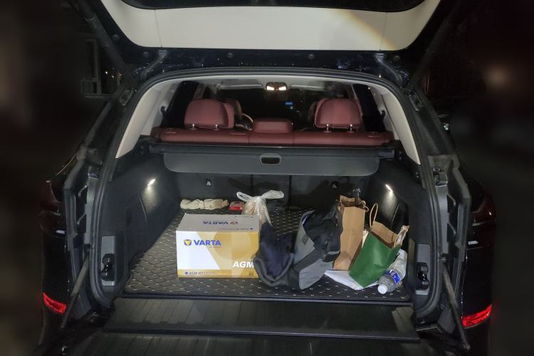 Used BMW X5 2023 xDrive 30Li M Sport Package Trunk
