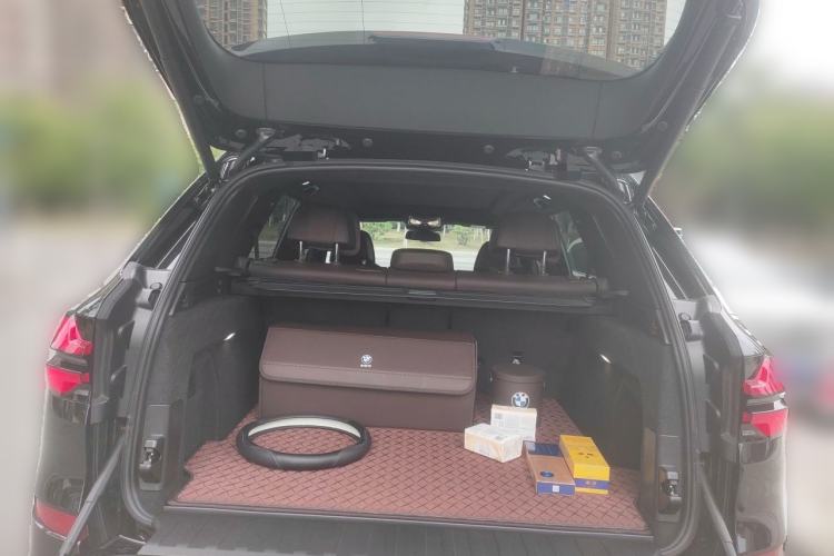 Used BMW X5 2023 xDrive 40Li M Sport Night Edition Package Trunk