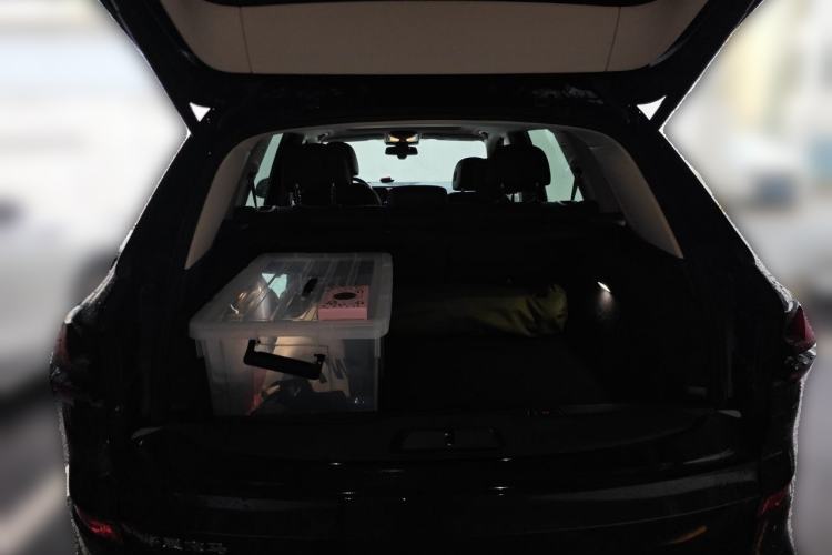 Used BMW X5 2023 xDrive 30Li Luxury M Sport Night Edition Package Trunk