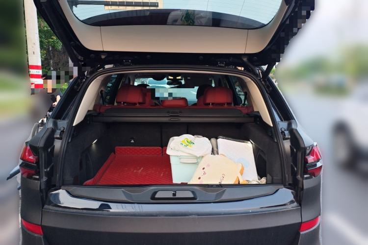 Used BMW X5 2023 xDrive 30Li Luxury M Sport Night Edition Package Trunk