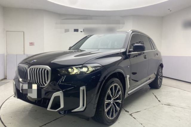 Used BMW X5 2023 xDrive 30Li M Sport Package