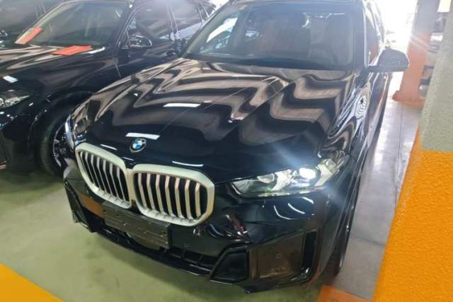 Used BMW X5 2023 xDrive 30Li Luxury M Sport Night Edition Package