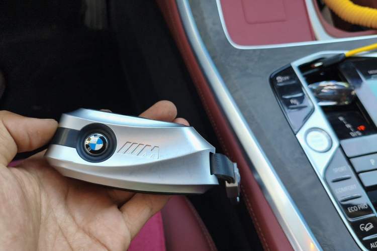 Used BMW X5 2023 xDrive 30Li Luxury M Sport Package Vehicle Key