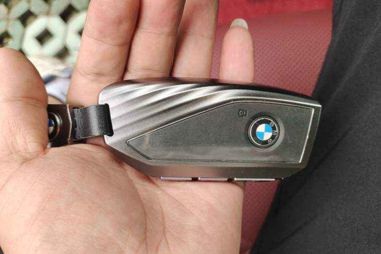 Used BMW X5 2023 xDrive 30Li Luxury M Sport Night Edition Package Vehicle Key