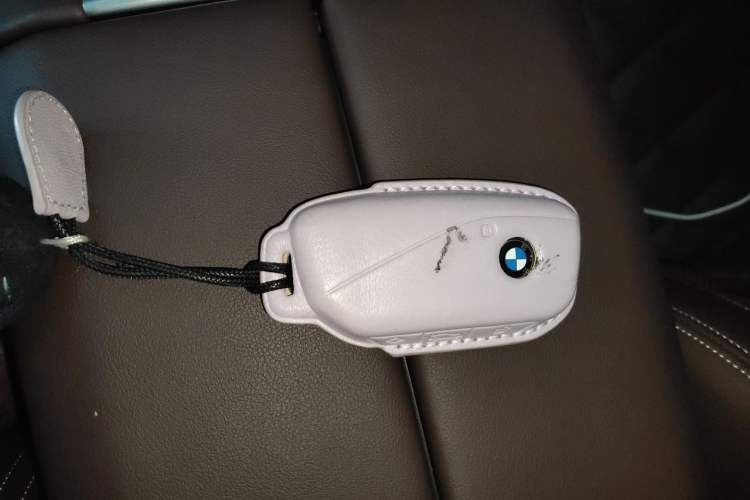 Used BMW X5 2023 xDrive 30Li Luxury M Sport Package Vehicle Key