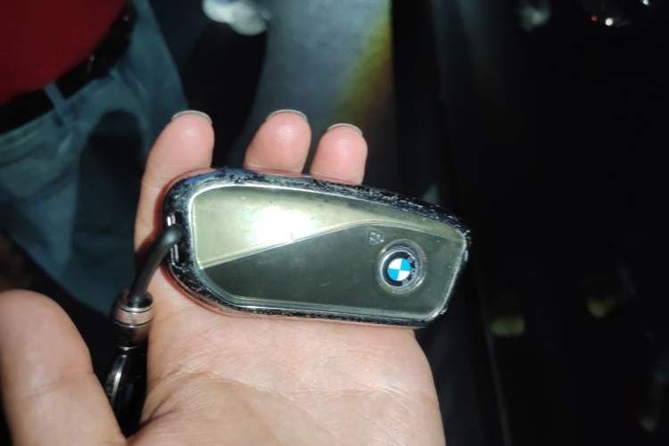 Used BMW X5 2023 xDrive 30Li Luxury M Sport Package Vehicle Key