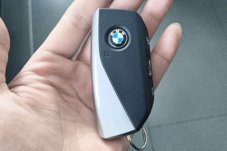 Used BMW X5 2023 xDrive 40Li M Sport Package Vehicle Key